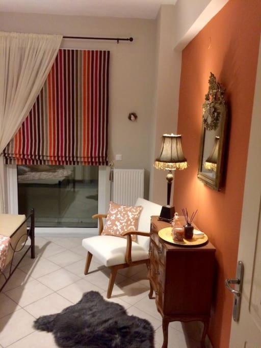 Central Spacious Apartment 70Sqm Триполис Екстериор снимка